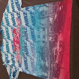 $65 Graphical design Gildan Nike South Beach air max shirt Size Large